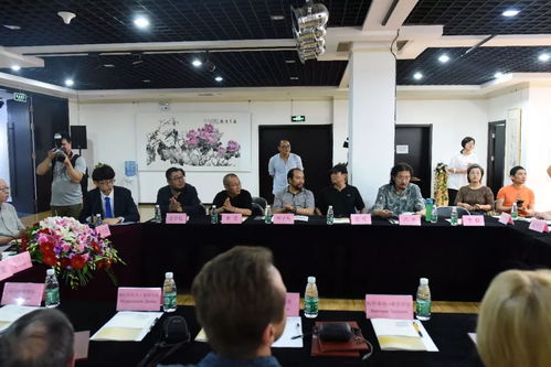 絲路故事 烏茲別克斯坦藝術(shù)家邀請(qǐng)展 在藝術(shù)市場(chǎng)美術(shù)館開(kāi)幕